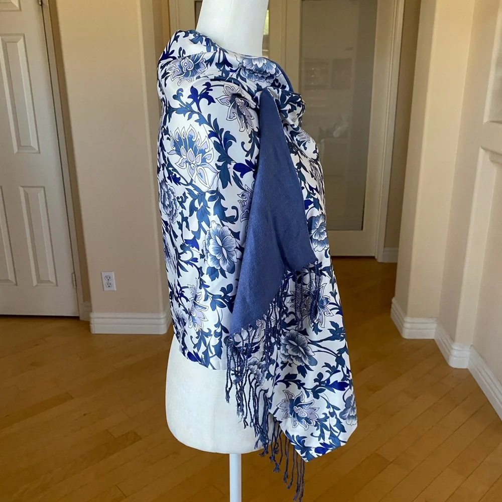 NWT 100% Silk Reversible Wrap Scarf Shawl With Fringe Blue and White